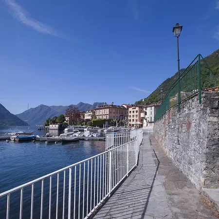 Antica Isola Balcone * Сала-Комачина